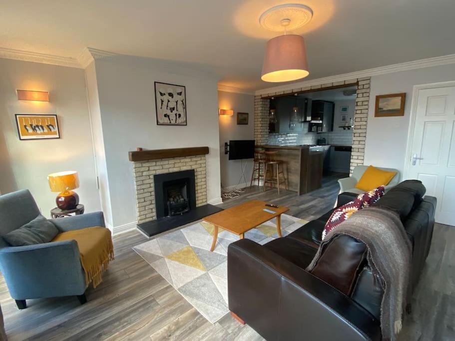 Central, Comfortable And Spacious 4 Bed Duplex Apartment Dublin
