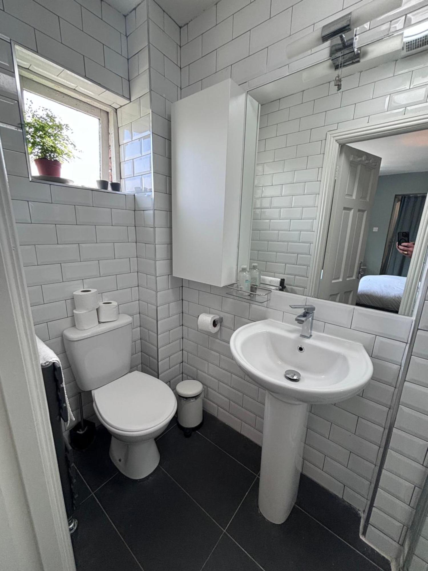 Central, Comfortable And Spacious 4 Bed Duplex * Dublin